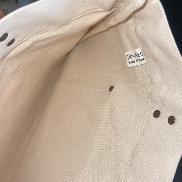 tote w/leather straps-gold keys & skeleton keyhole in gold on natural canvas-NWT - Picture 13 of 13